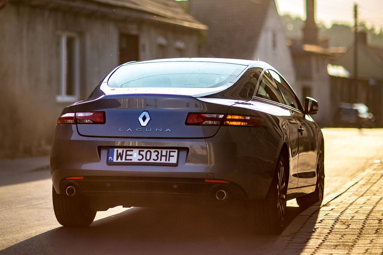 coupe Renault Laguna